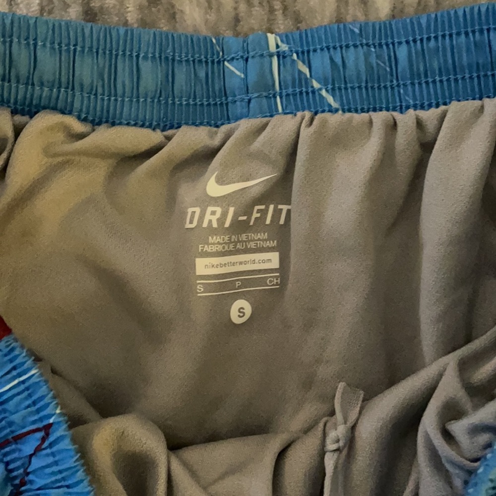 NWOT Nike Tempo Dri Fit Running Shorts - Picture 2 of 4